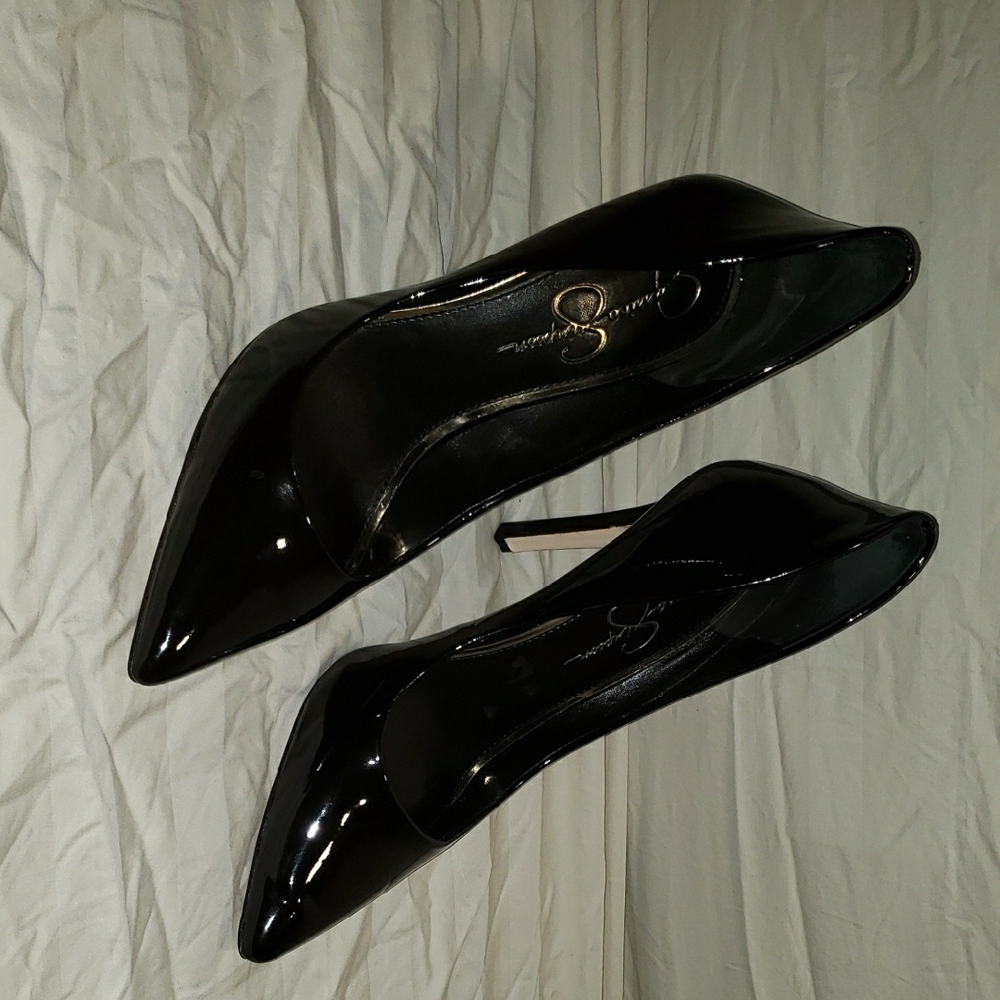 Jessica Simpson Black Heels Sleek Silhouette - *SH1007*